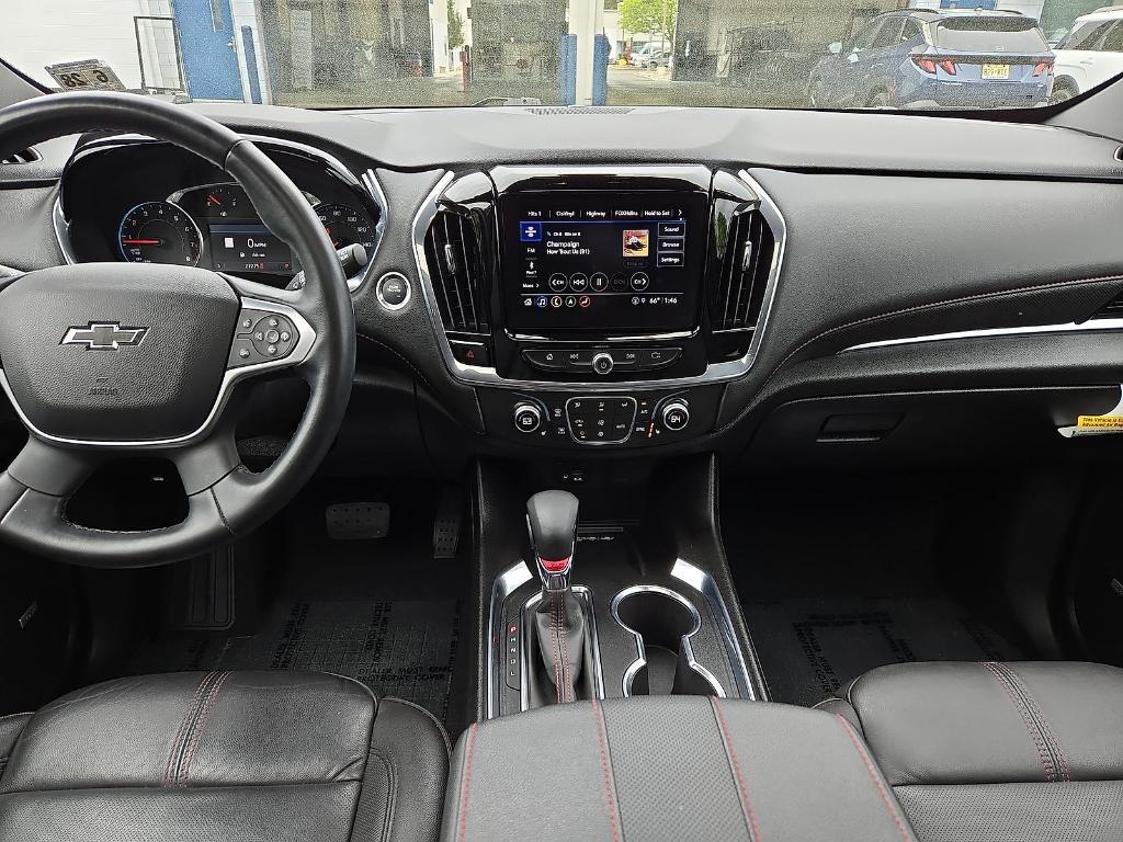 used 2023 Chevrolet Traverse car, priced at $37,980