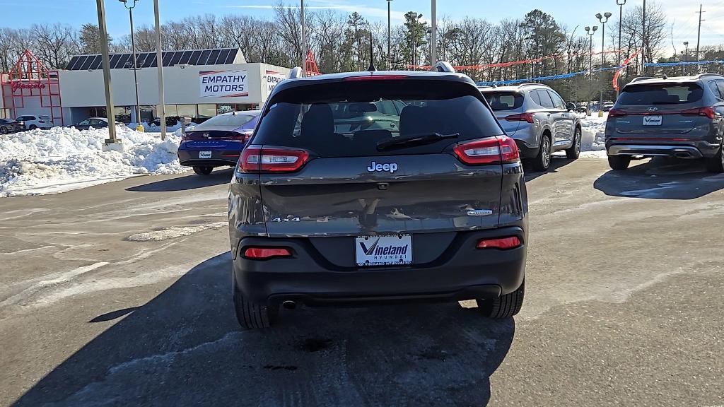 used 2018 Jeep Cherokee car, priced at $15,991