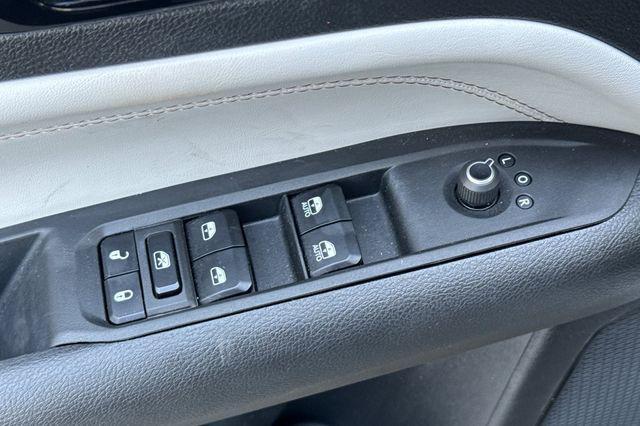 used 2023 Jeep Compass car, priced at $21,900