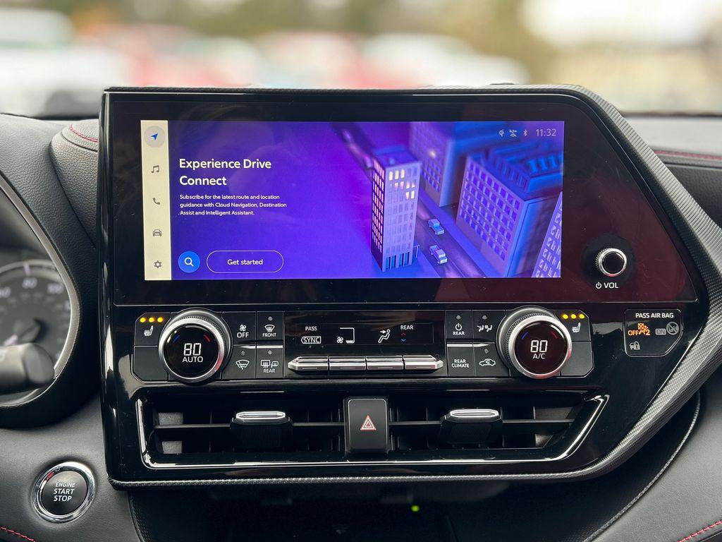 used 2023 Toyota Highlander car, priced at $38,214