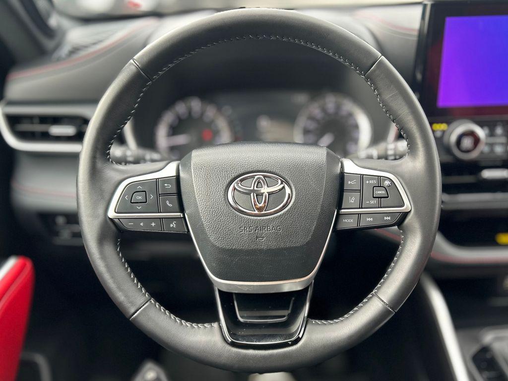 used 2023 Toyota Highlander car, priced at $38,214