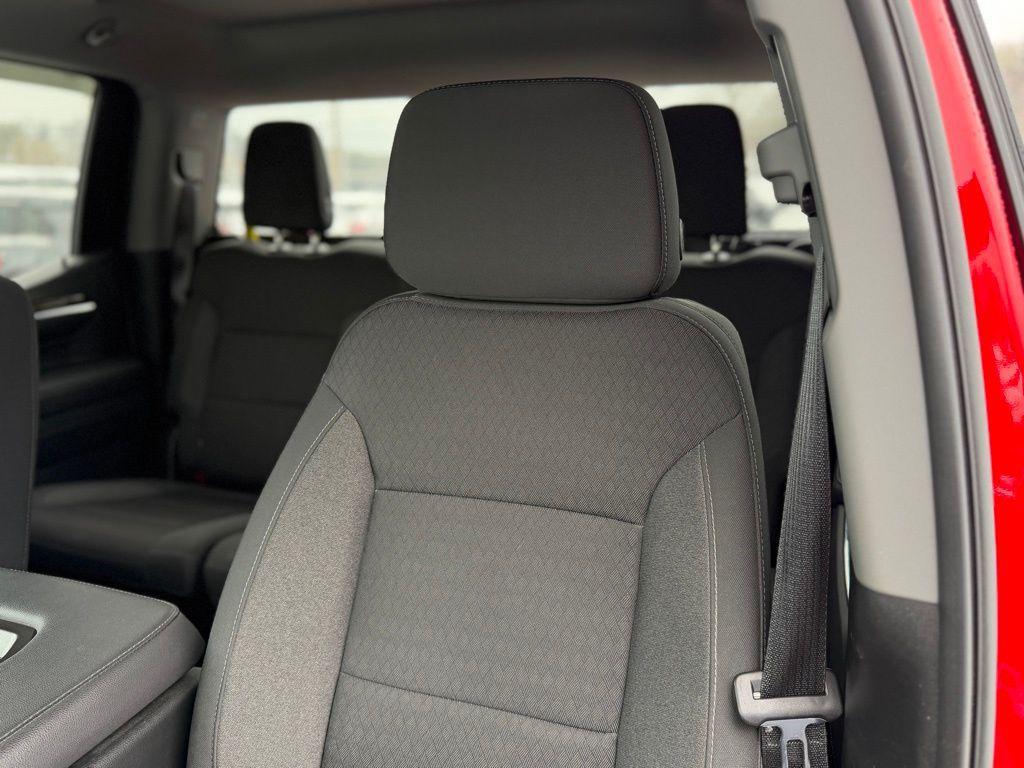 used 2024 Chevrolet Silverado 1500 car, priced at $33,994