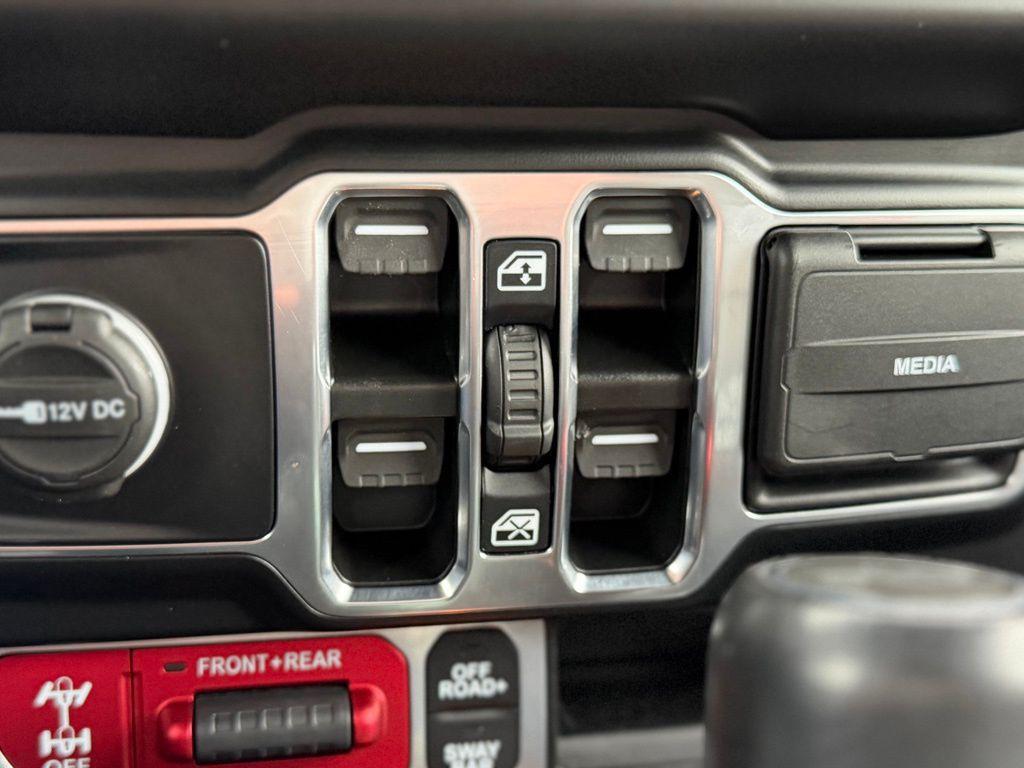 used 2023 Jeep Gladiator car, priced at $35,255