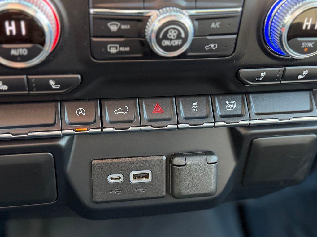 used 2021 GMC Sierra 1500 car, priced at $29,255