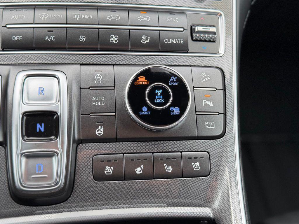 used 2021 Hyundai Santa Fe car, priced at $22,279