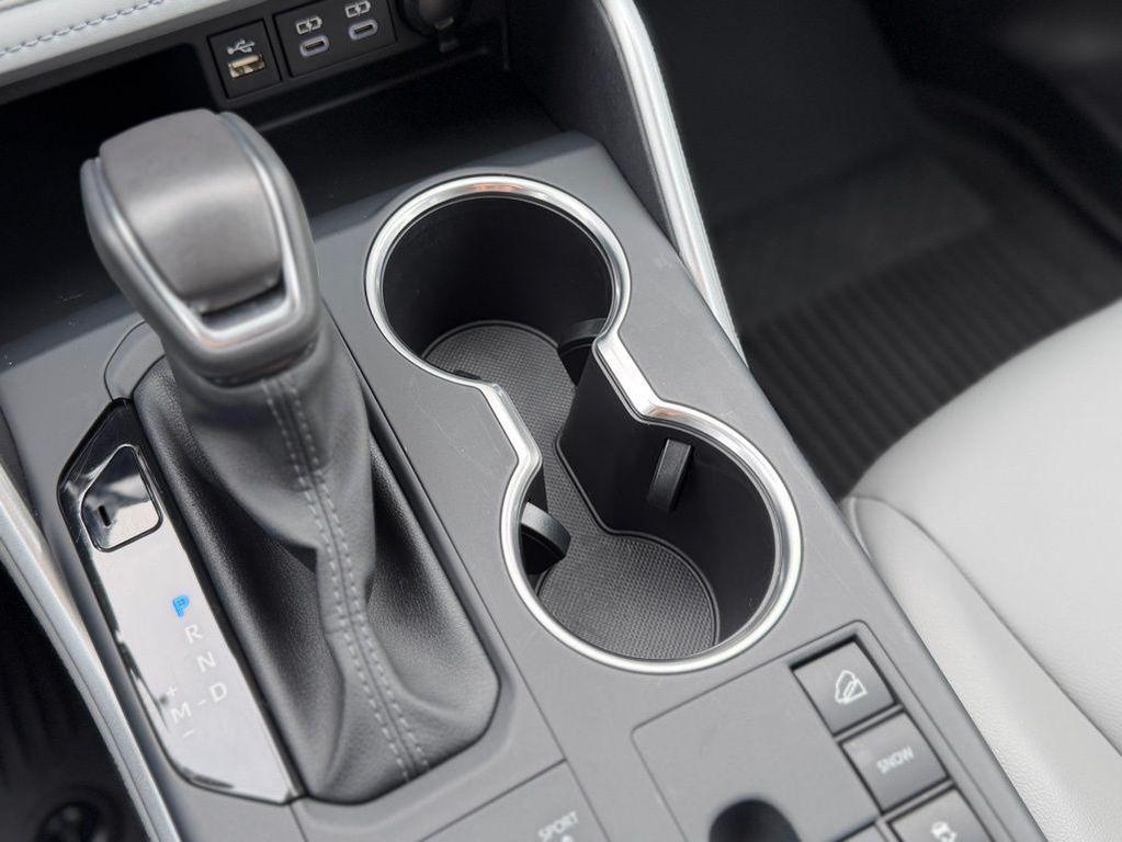 used 2023 Toyota Highlander car, priced at $32,378