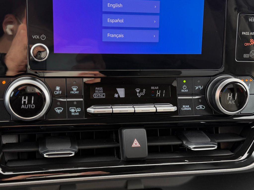 used 2023 Toyota Highlander car, priced at $32,378