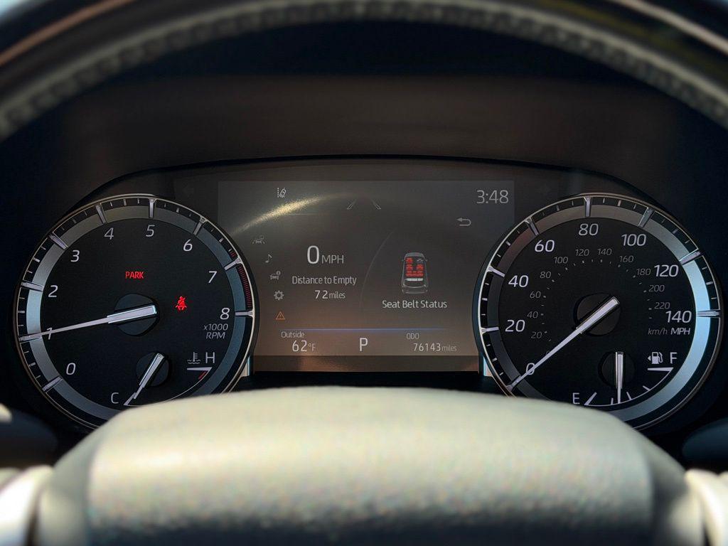 used 2022 Toyota Highlander car, priced at $33,591