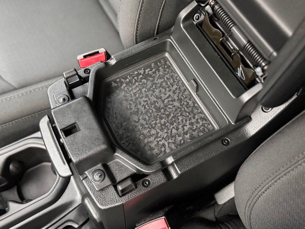 used 2021 Jeep Wrangler Unlimited car, priced at $28,774