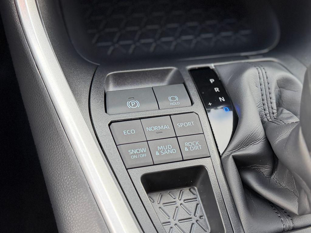 new 2025 Toyota RAV4 car, priced at $35,098