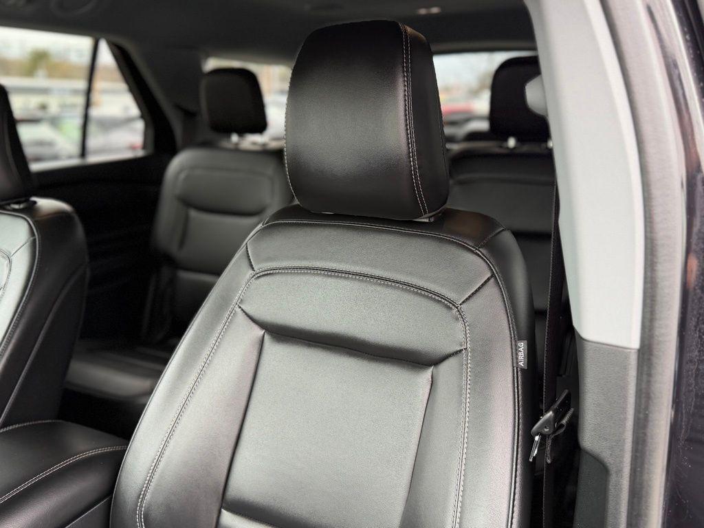 used 2022 Ford Explorer car, priced at $28,884
