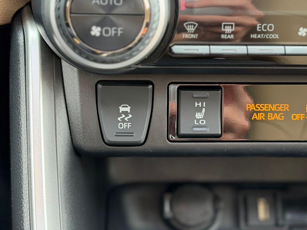 used 2022 Toyota RAV4 Hybrid car, priced at $34,576