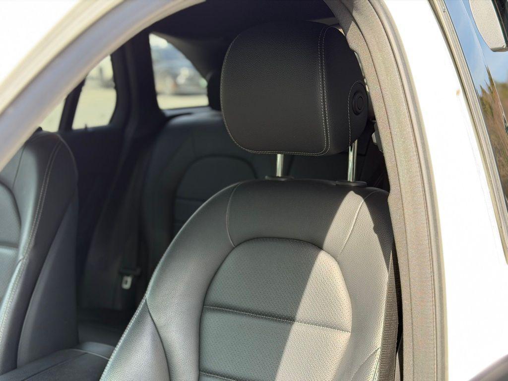 used 2021 Mercedes-Benz GLC 300 car, priced at $22,618