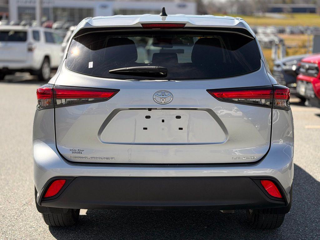 used 2023 Toyota Highlander car, priced at $31,998