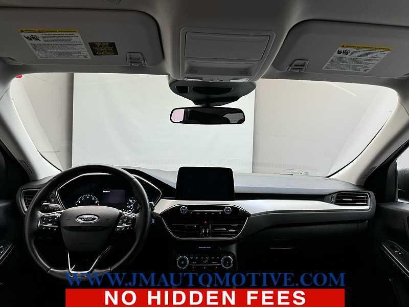 used 2022 Ford Escape car, priced at $25,995