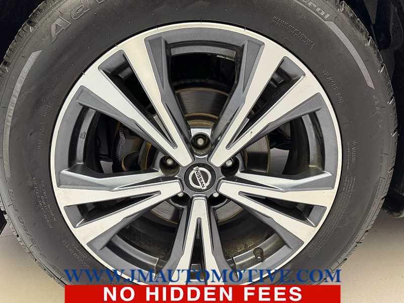 used 2019 Nissan Rogue car, priced at $17,995