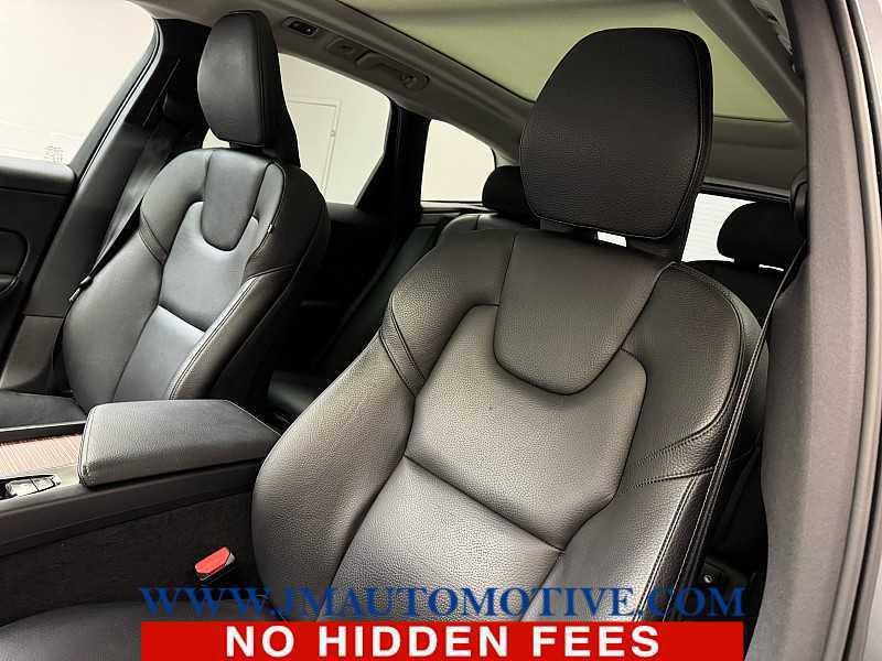 used 2021 Volvo XC60 car, priced at $25,995