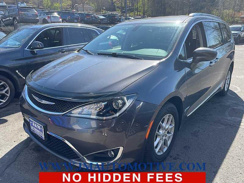 used 2020 Chrysler Pacifica car, priced at $20,995