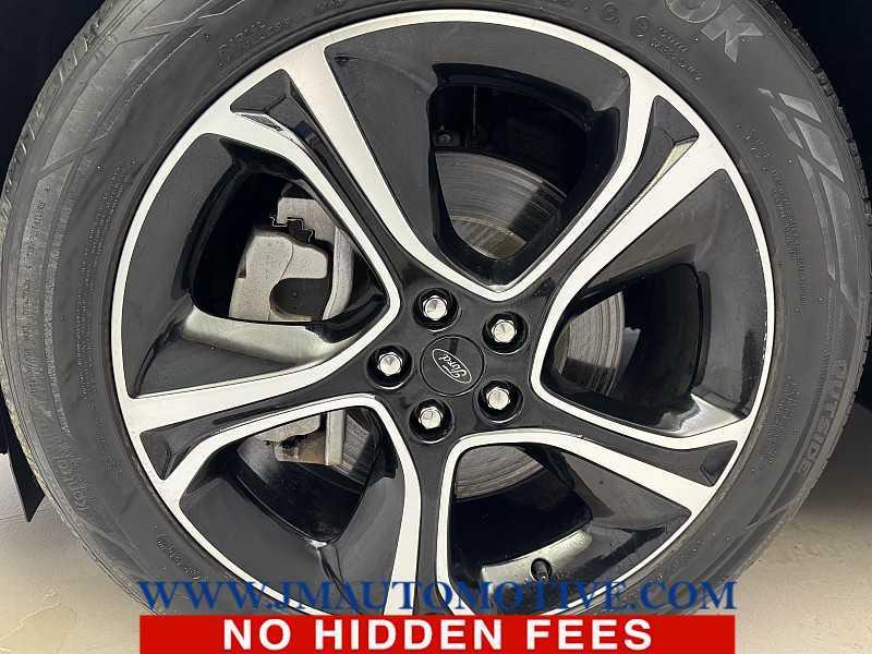 used 2022 Ford Edge car, priced at $31,995