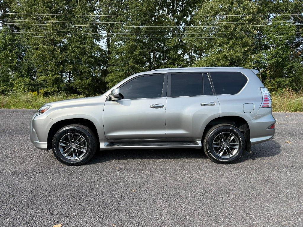used 2022 Lexus GX 460 car, priced at $49,226