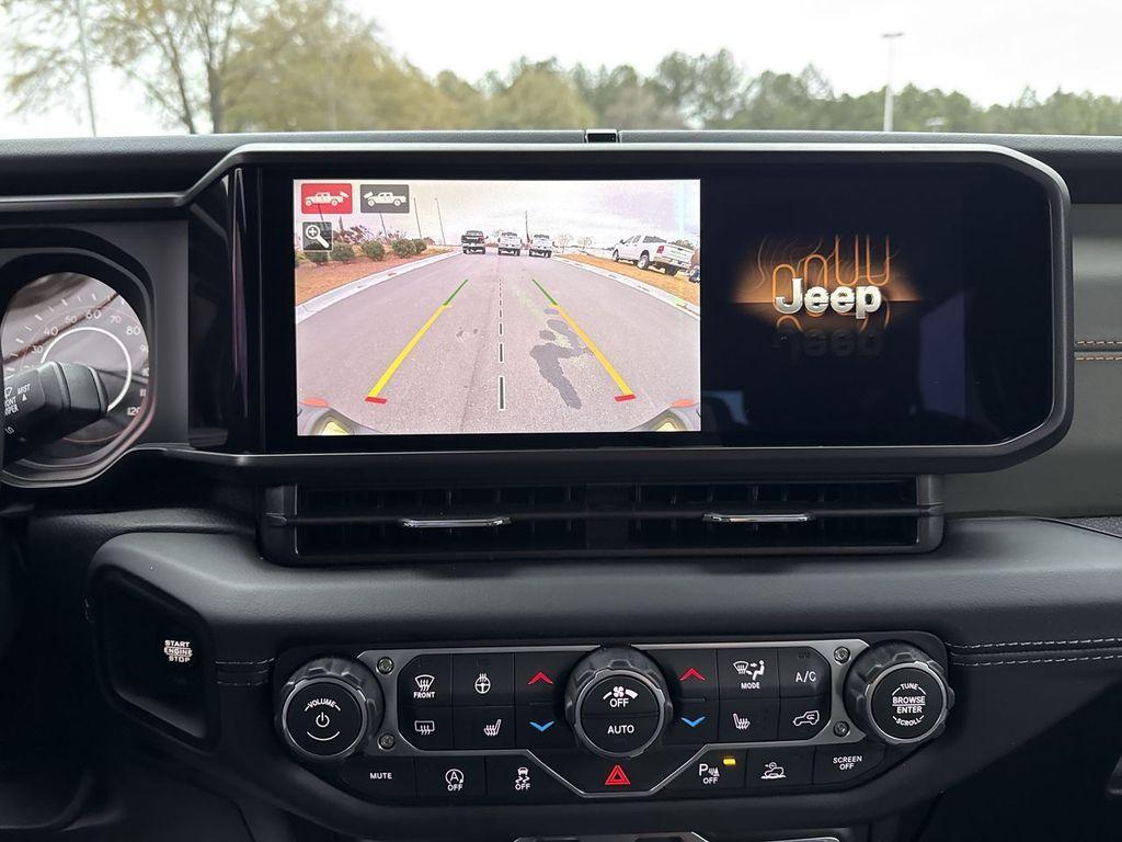 new 2026 Jeep Gladiator car, priced at $58,093