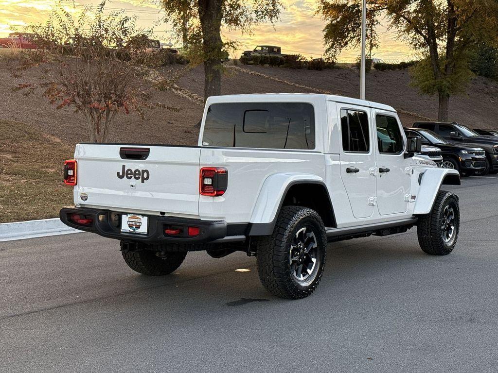 new 2026 Jeep Gladiator car, priced at $58,847