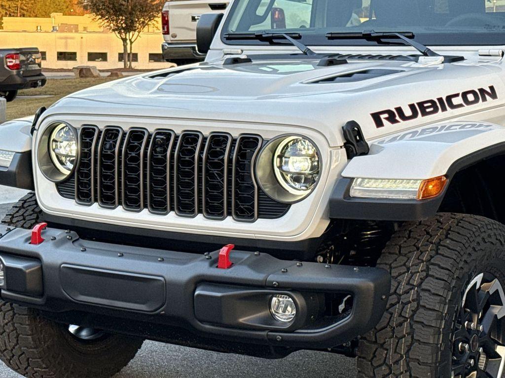 new 2026 Jeep Gladiator car, priced at $58,847