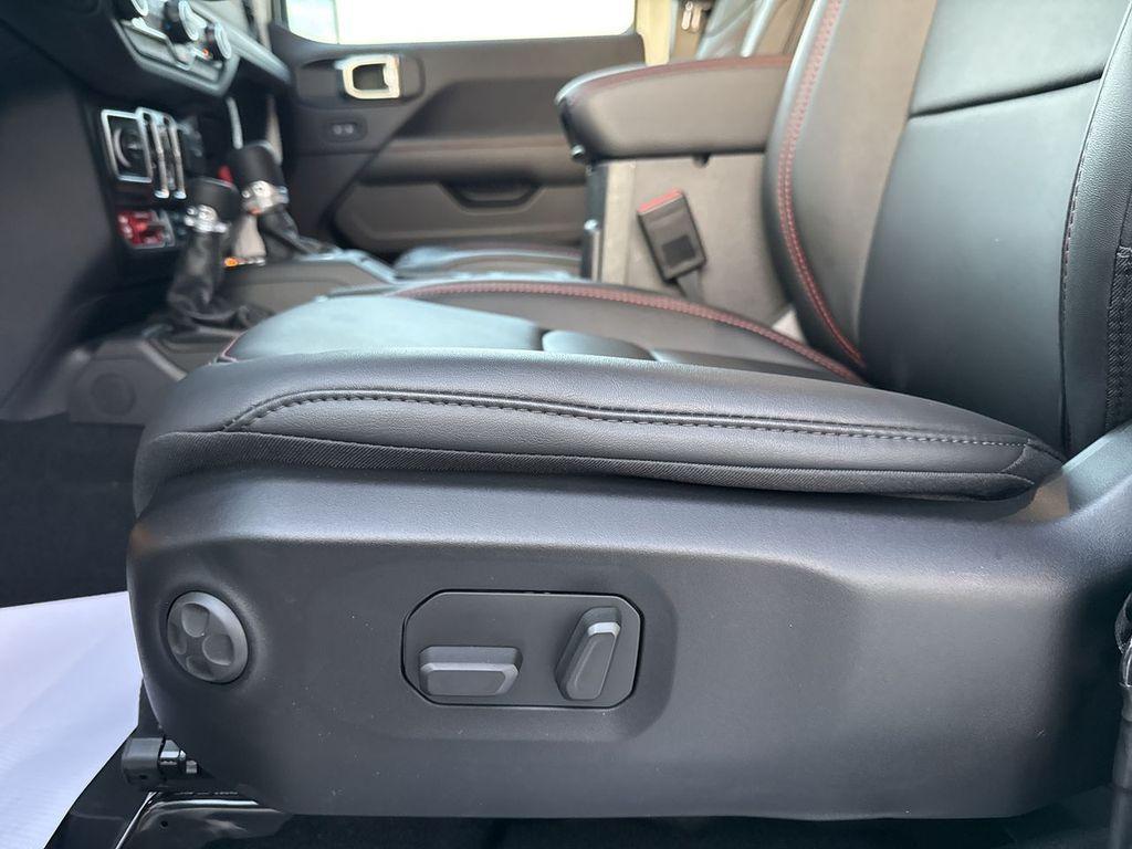 new 2026 Jeep Gladiator car, priced at $58,847