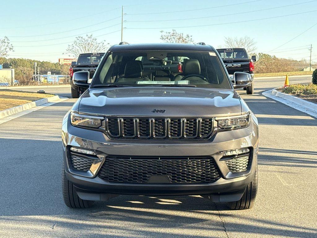 new 2025 Jeep Grand Cherokee car, priced at $45,232