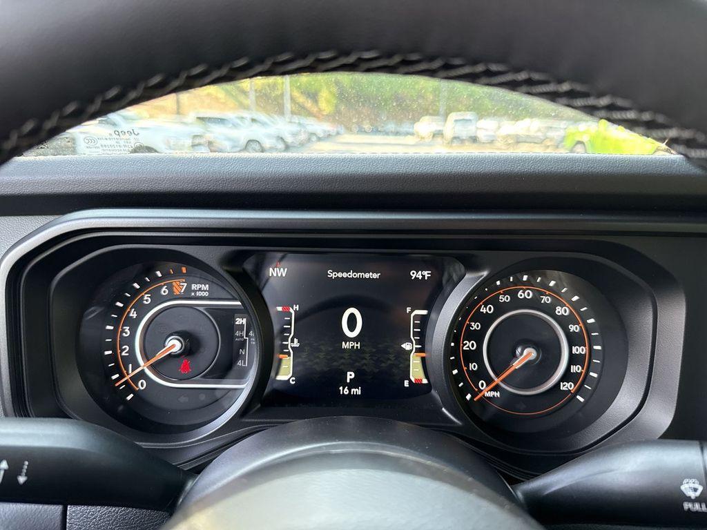 new 2025 Jeep Gladiator car, priced at $54,139