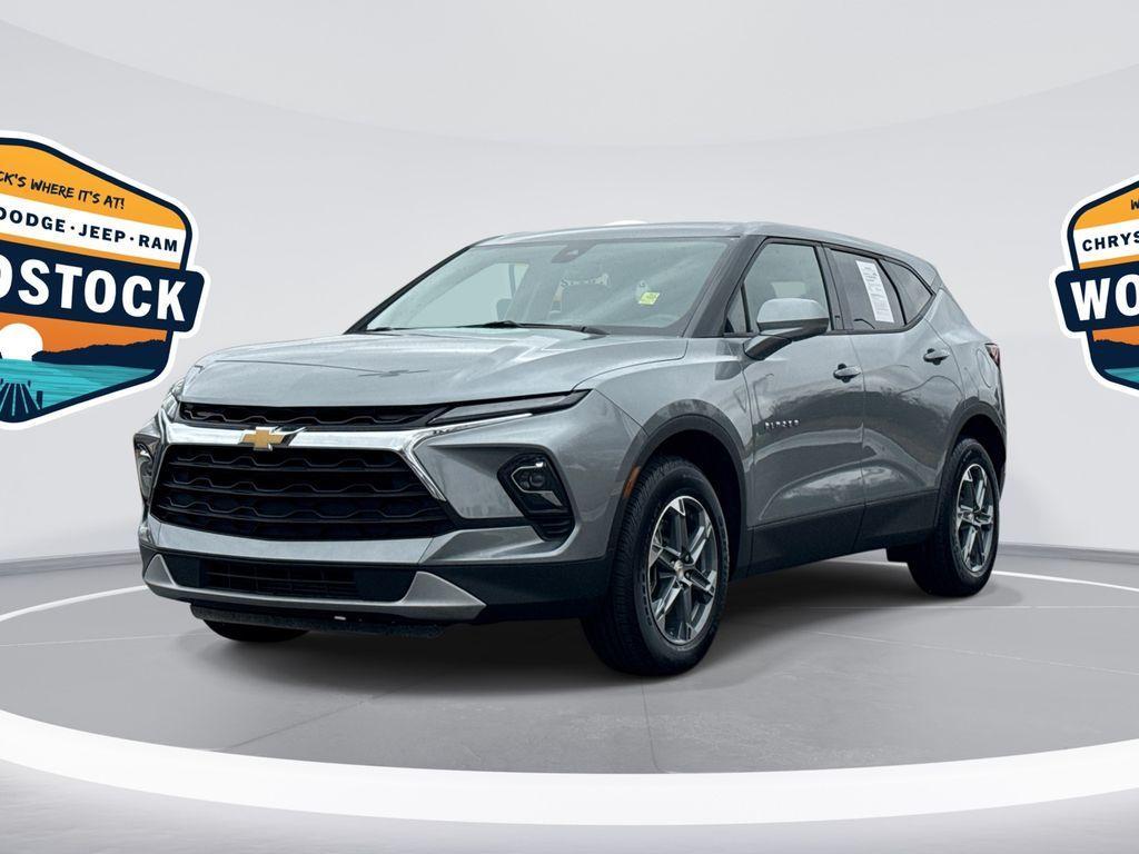 used 2025 Chevrolet Blazer car, priced at $31,000