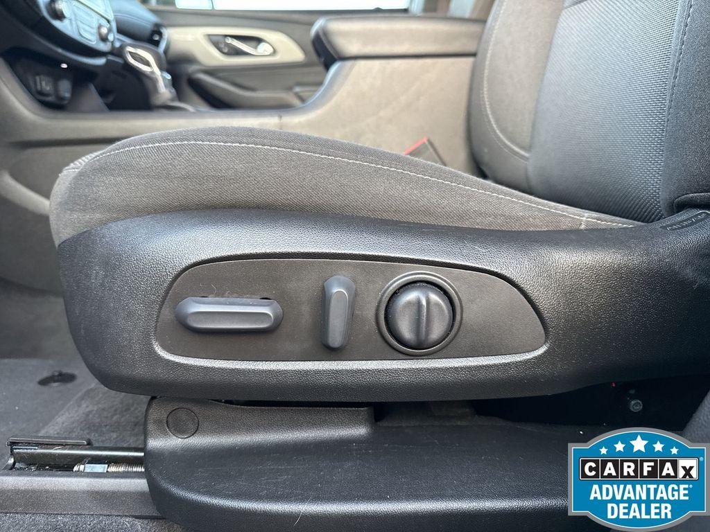 used 2023 Chevrolet Traverse car, priced at $24,500