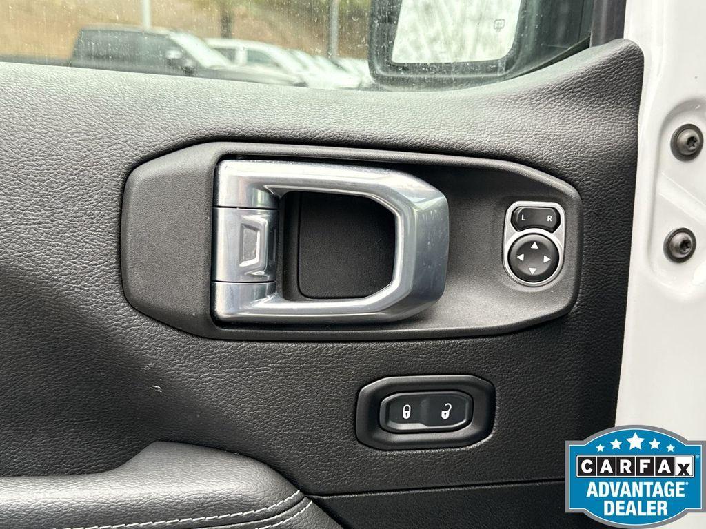 used 2021 Jeep Wrangler Unlimited car, priced at $32,000