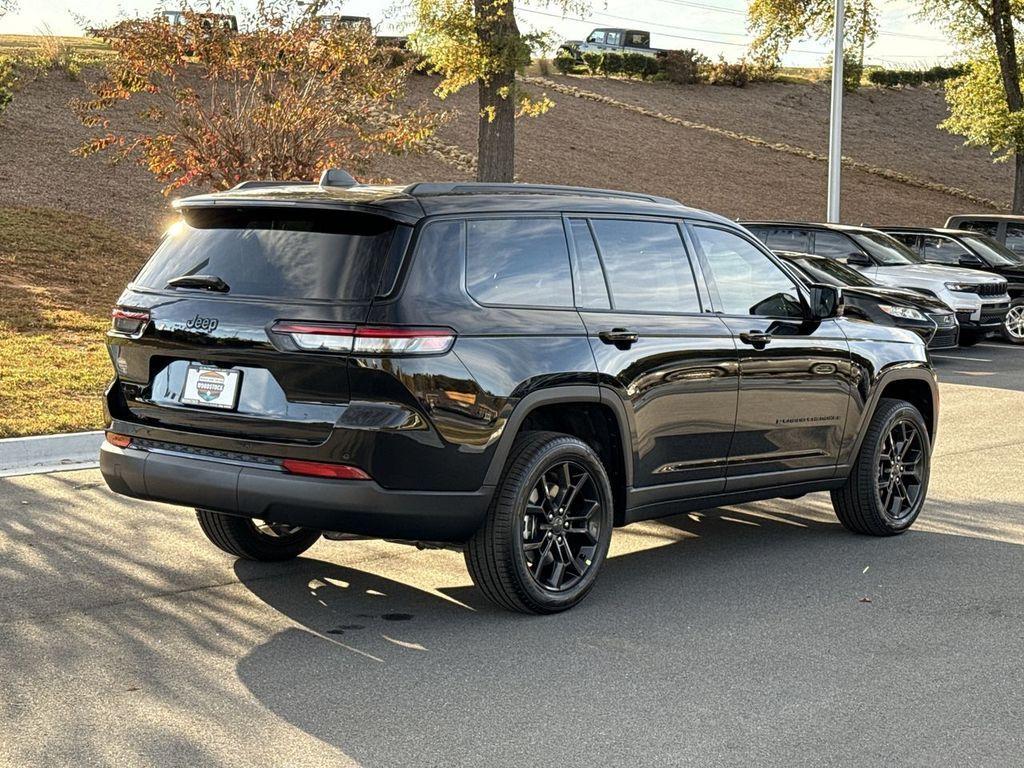 new 2025 Jeep Grand Cherokee L car, priced at $47,032