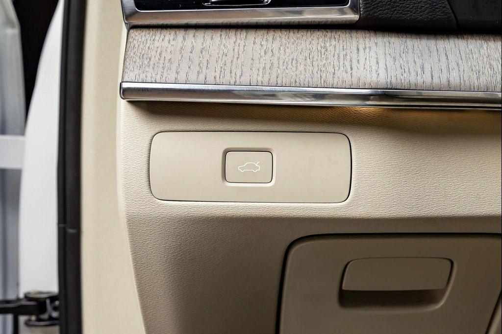 used 2025 Volvo XC90 car, priced at $54,490