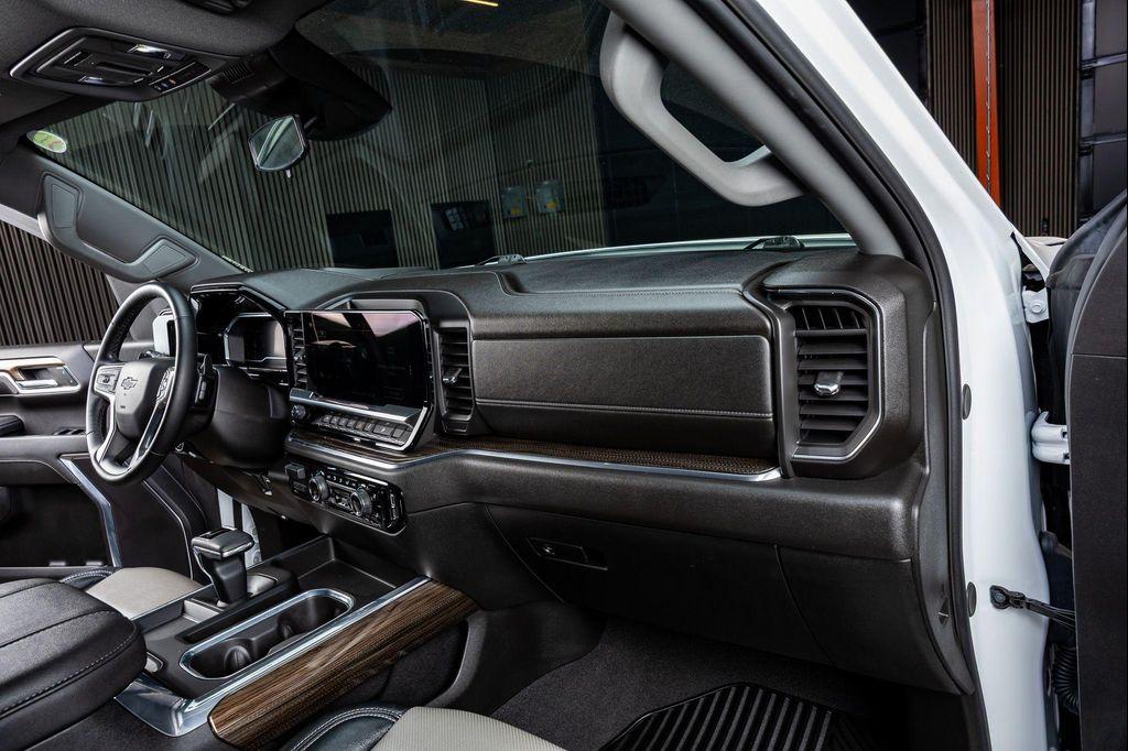 used 2024 Chevrolet Silverado 1500 car, priced at $61,900