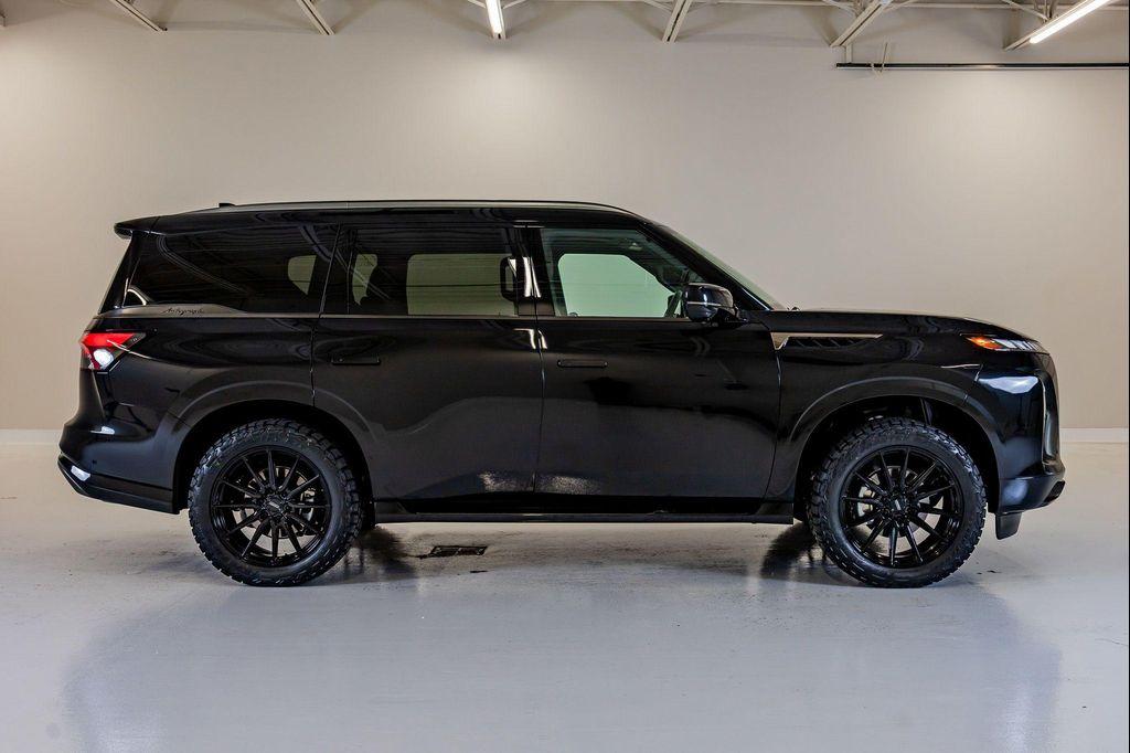 used 2025 INFINITI QX80 car, priced at $98,948