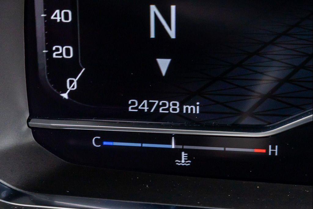 used 2024 GMC Yukon car, priced at $80,990