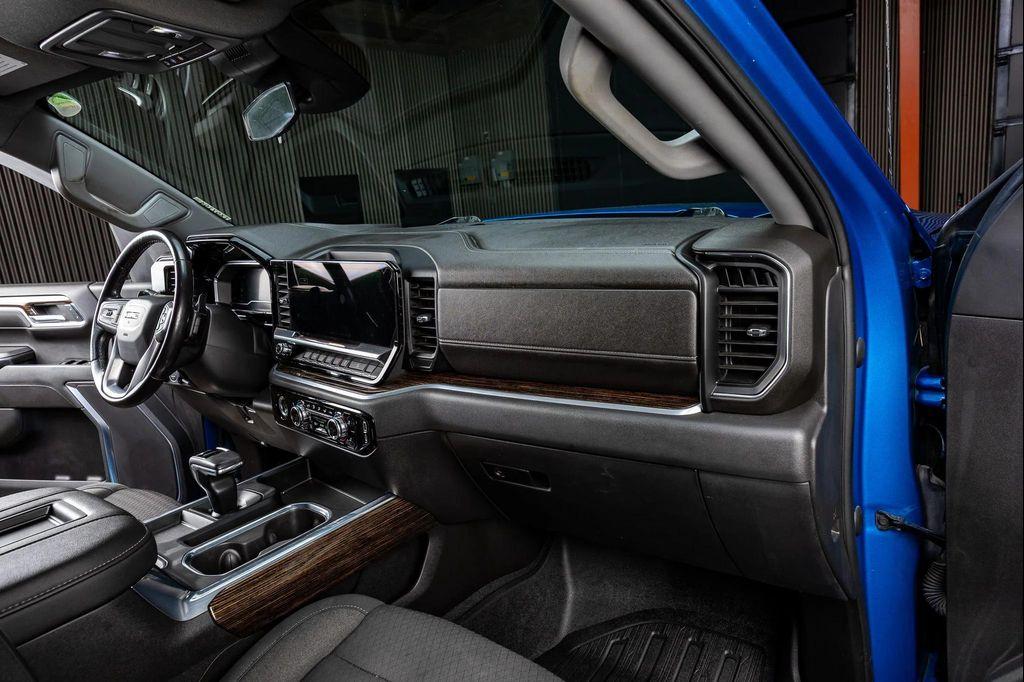 used 2022 GMC Sierra 1500 car, priced at $47,990