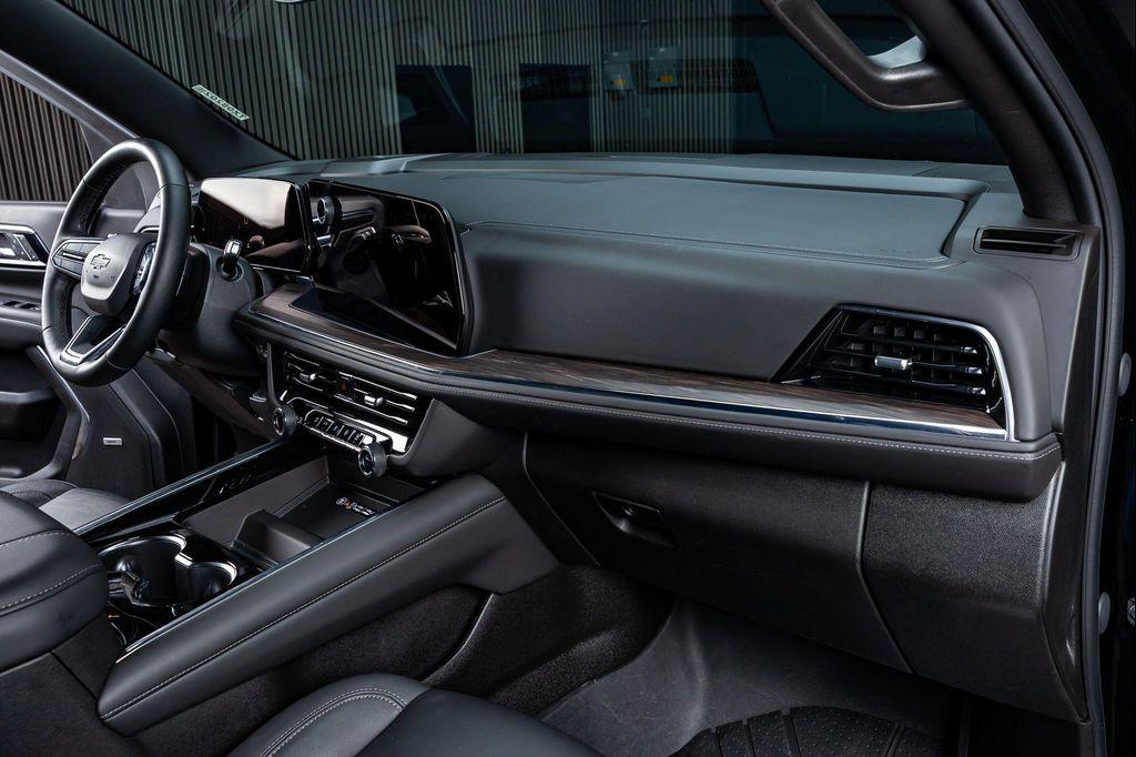 used 2025 Chevrolet Tahoe car, priced at $91,990