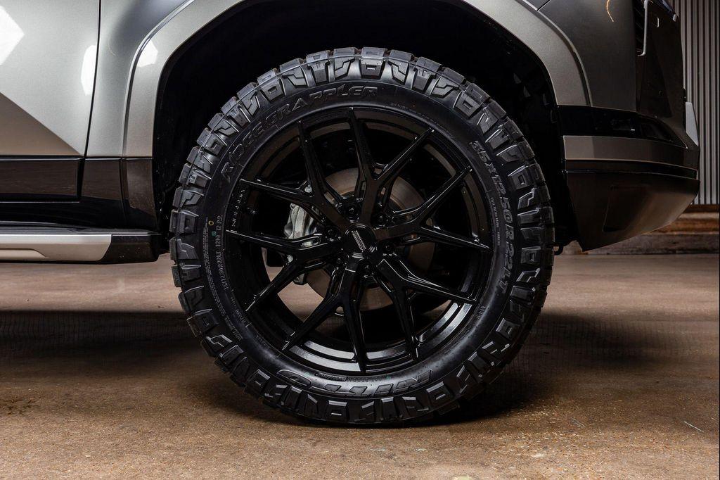 used 2025 Lexus GX 550 car, priced at $93,490