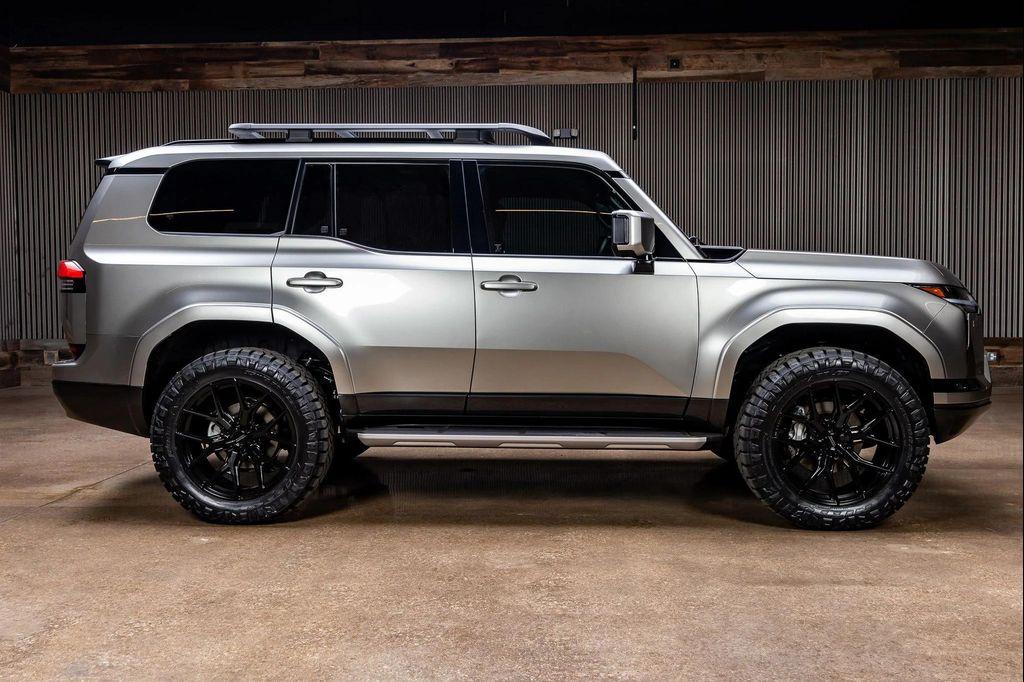 used 2025 Lexus GX 550 car, priced at $93,490