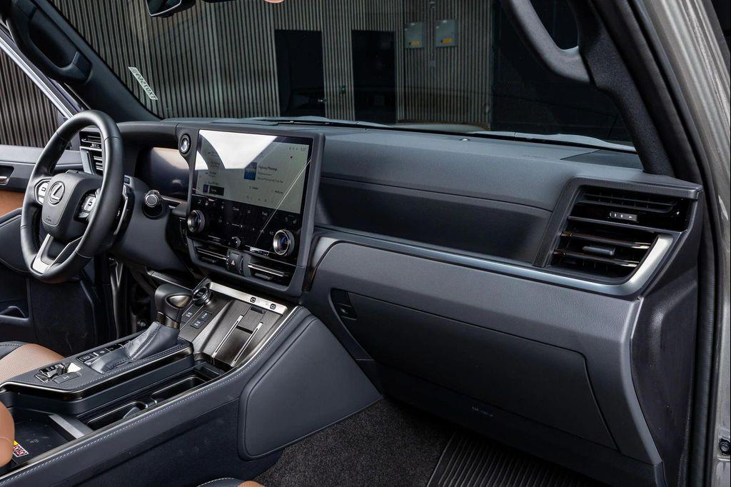 used 2025 Lexus GX 550 car, priced at $93,490