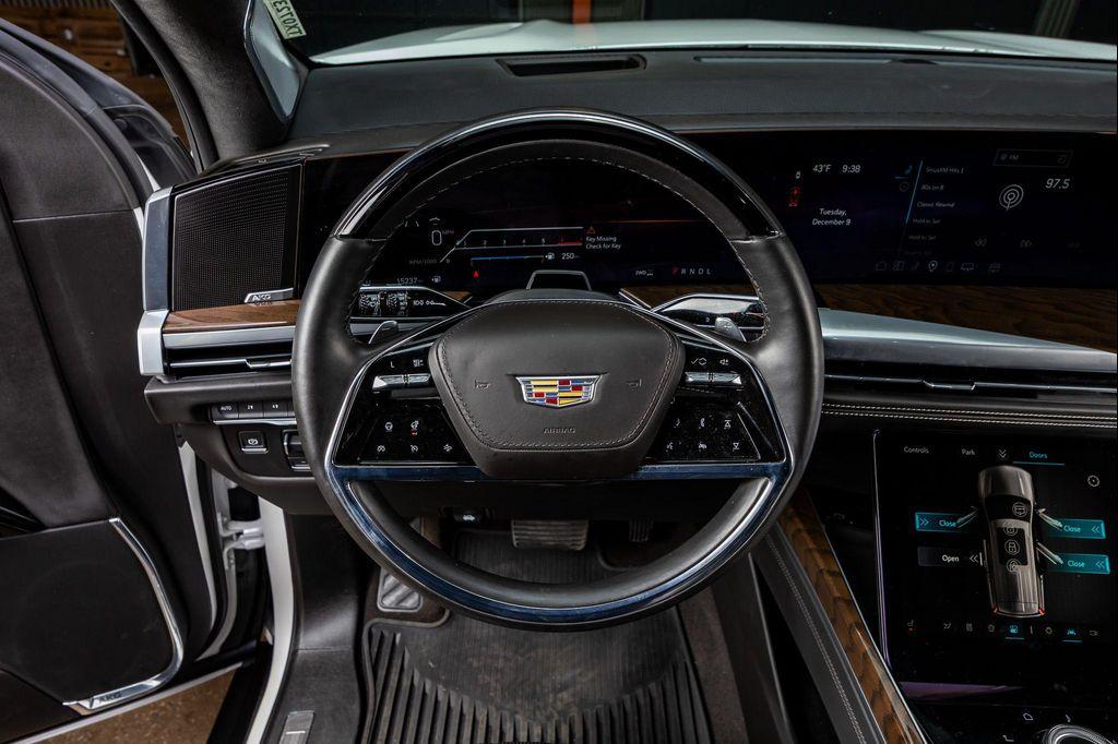 used 2025 Cadillac Escalade ESV car, priced at $123,490