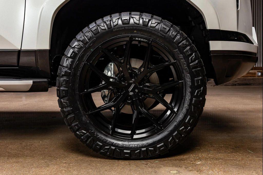 used 2025 Lexus GX 550 car, priced at $94,780