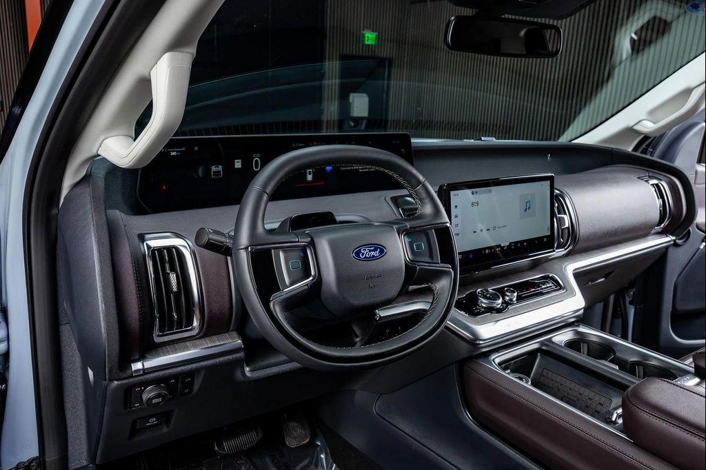 used 2025 Ford Expedition car, priced at $94,490