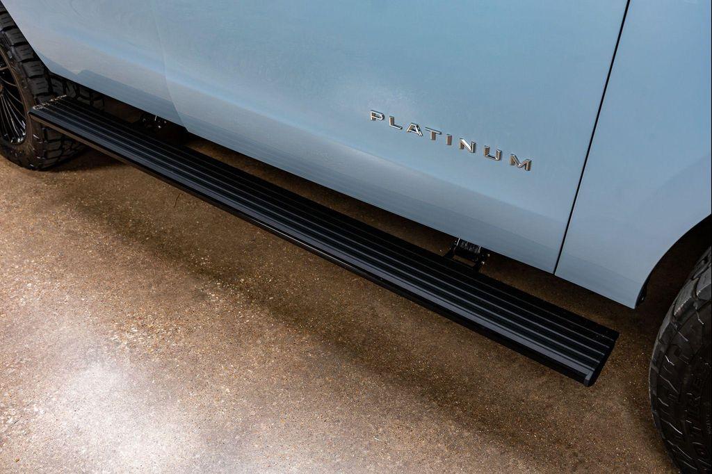 used 2025 Ford Expedition car, priced at $94,490