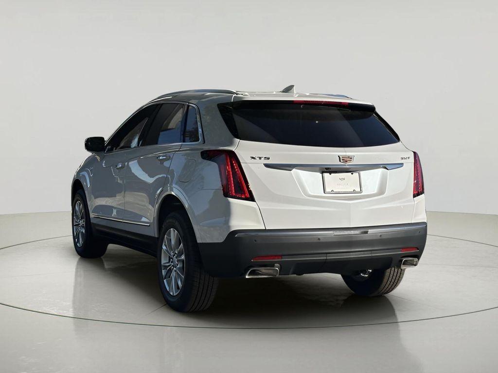 new 2025 Cadillac XT5 car, priced at $46,735