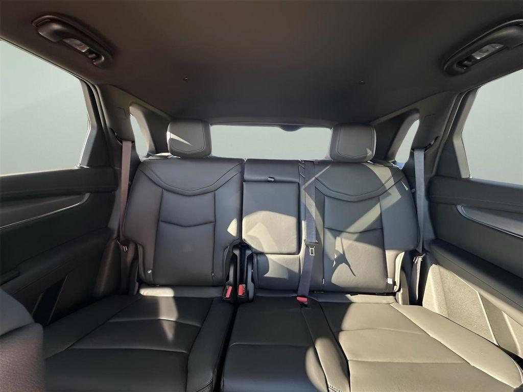 new 2025 Cadillac XT5 car, priced at $46,735