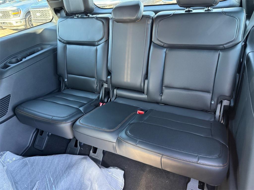 new 2025 Ford Expedition car, priced at $80,525